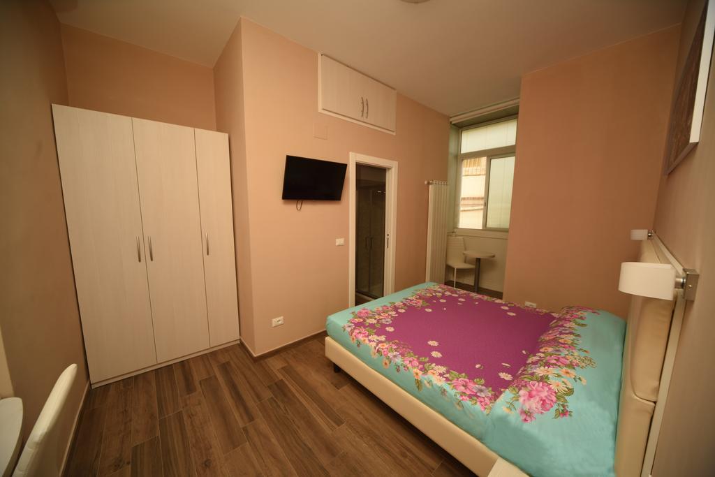 Gioberti House Otel Sanremo Dış mekan fotoğraf