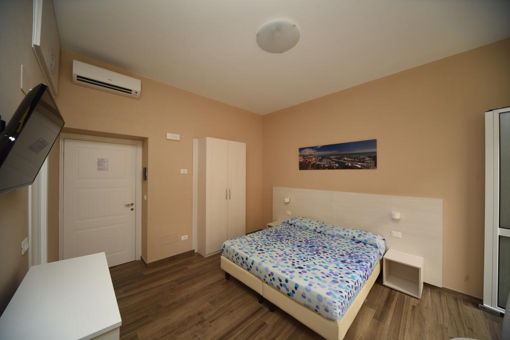 Gioberti House Otel Sanremo Dış mekan fotoğraf