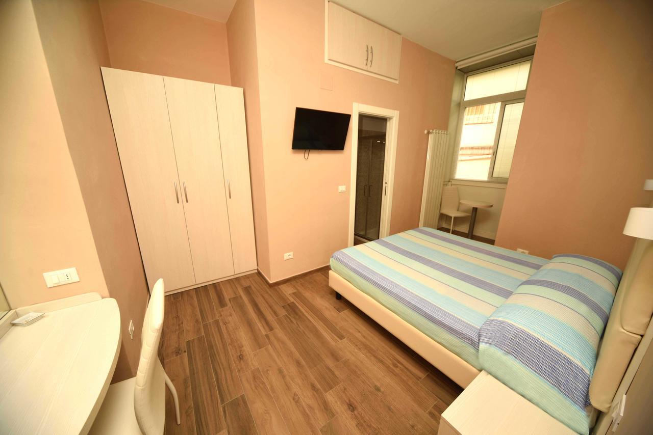Gioberti House Otel Sanremo Dış mekan fotoğraf
